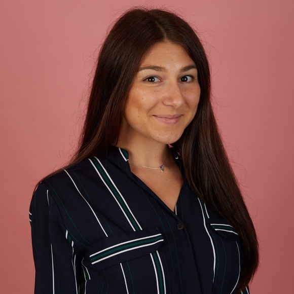 Meet your Posher, Nicol - Picture 1 of 1